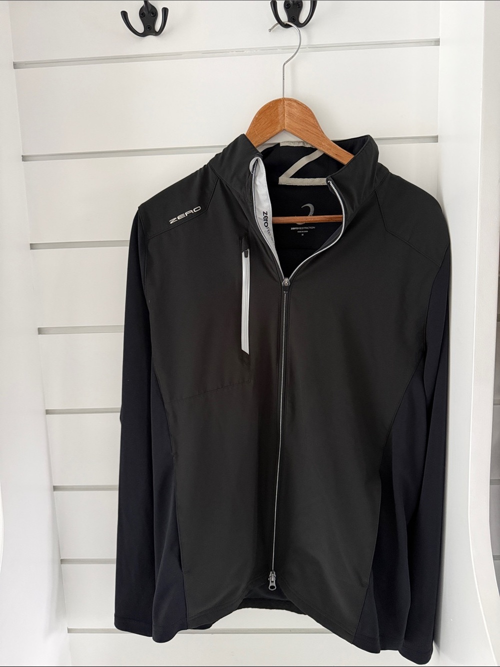 Zero Black Men's Performance Softshell Golf Jacket